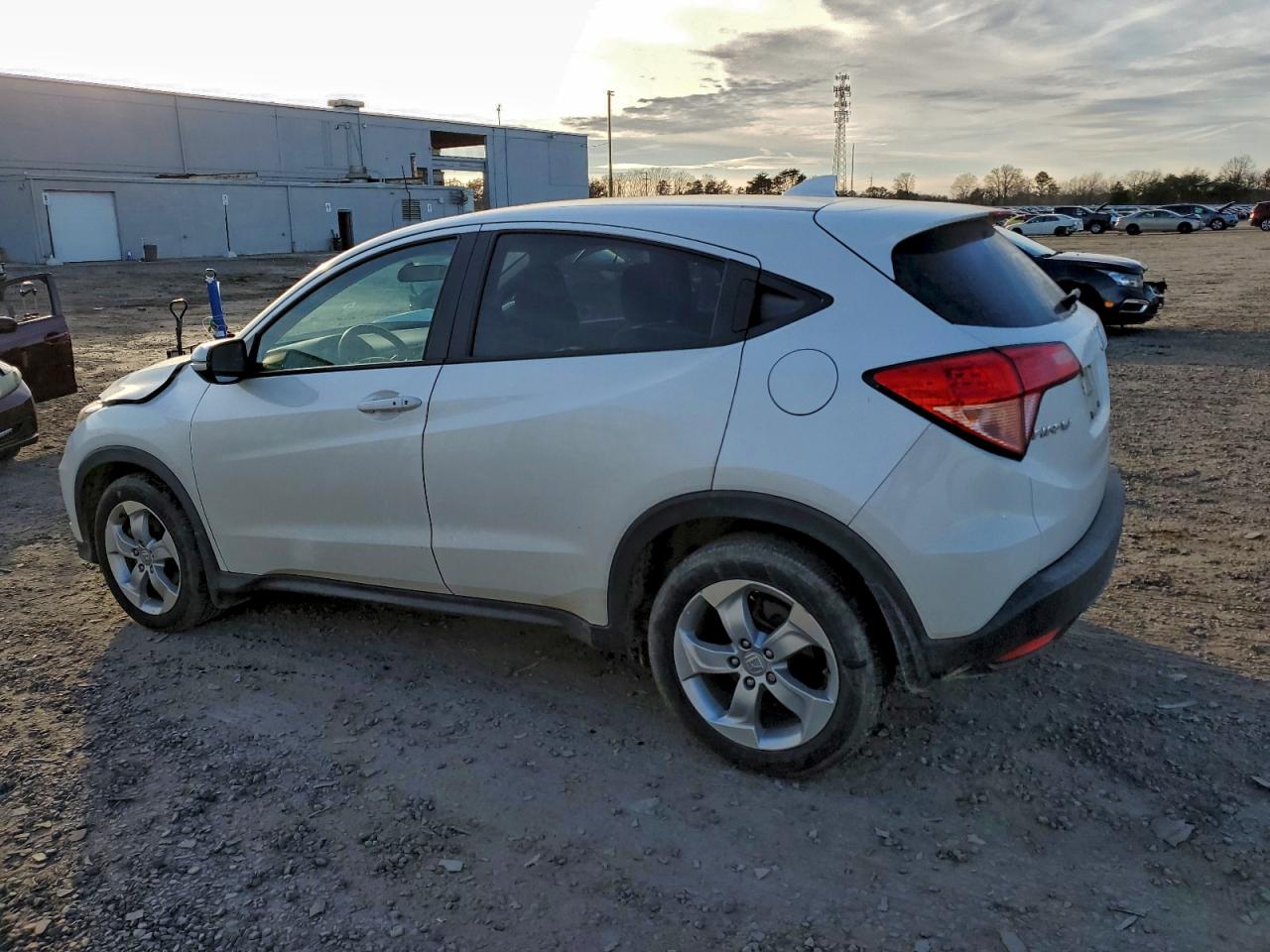 2016 HONDA HR-V EX photo 2