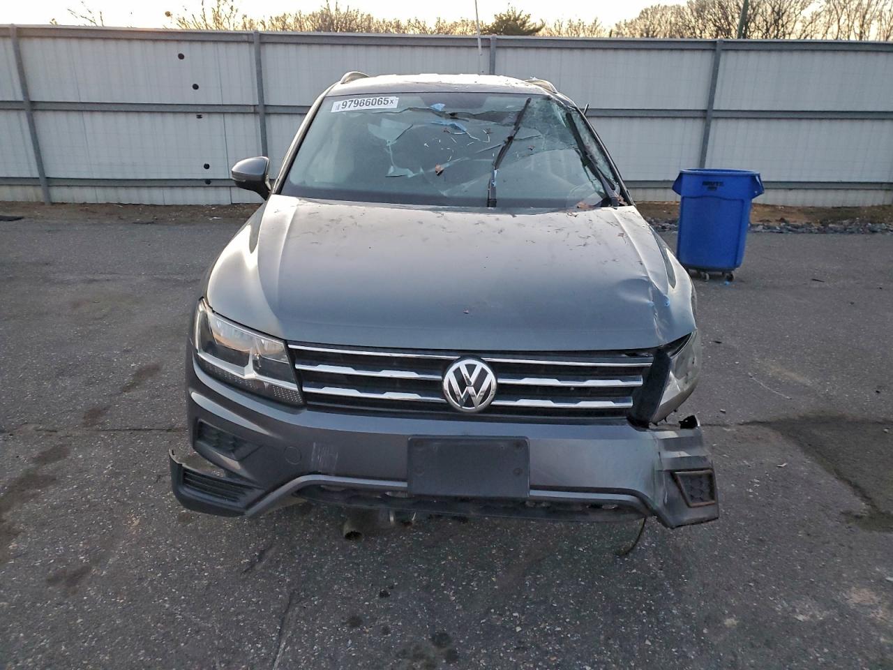 2020 VOLKSWAGEN TIGUAN S photo 5
