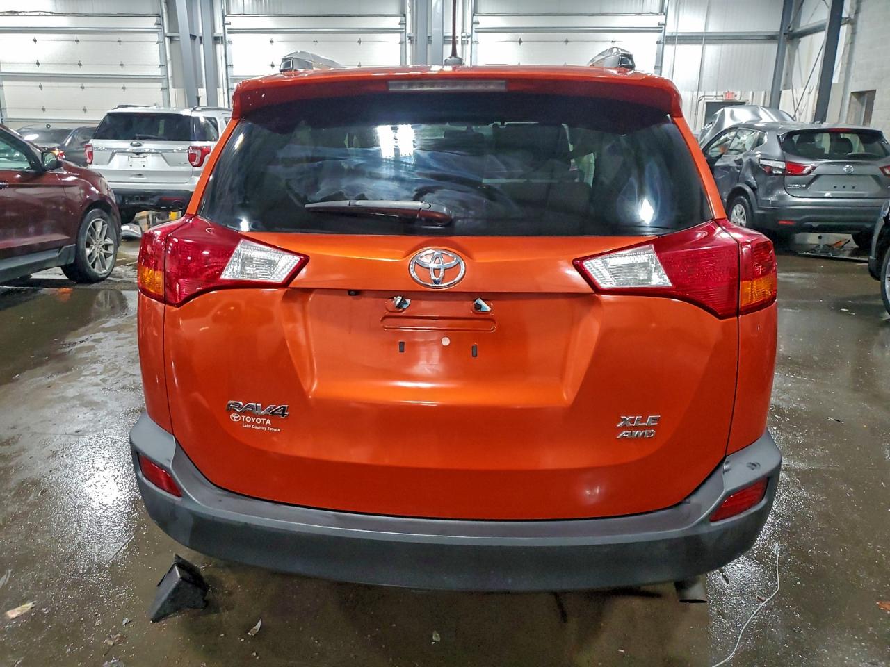 2015 TOYOTA RAV4 XLE photo 11