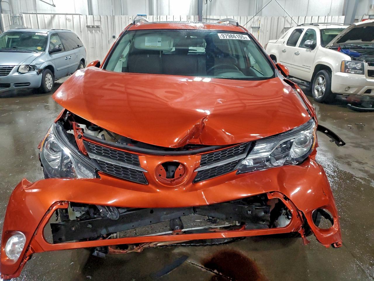 2015 TOYOTA RAV4 XLE photo 9