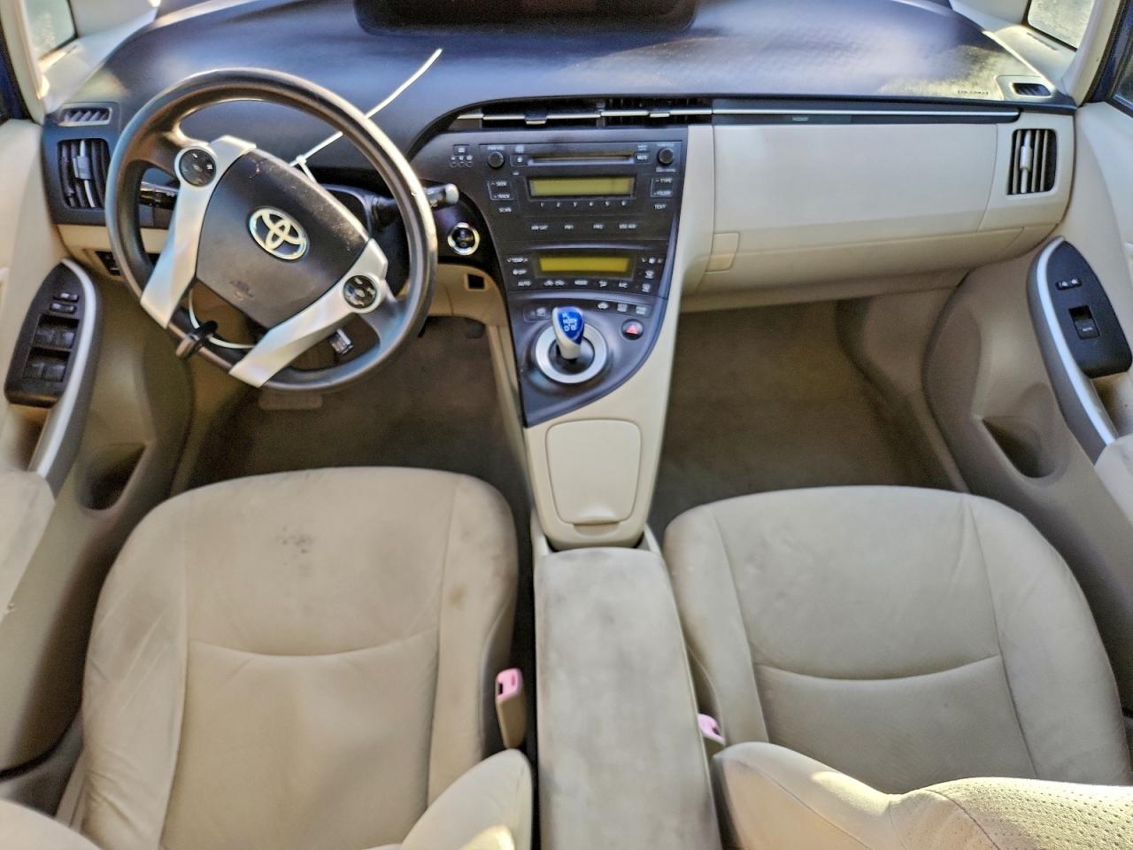2011 TOYOTA PRIUS photo 22