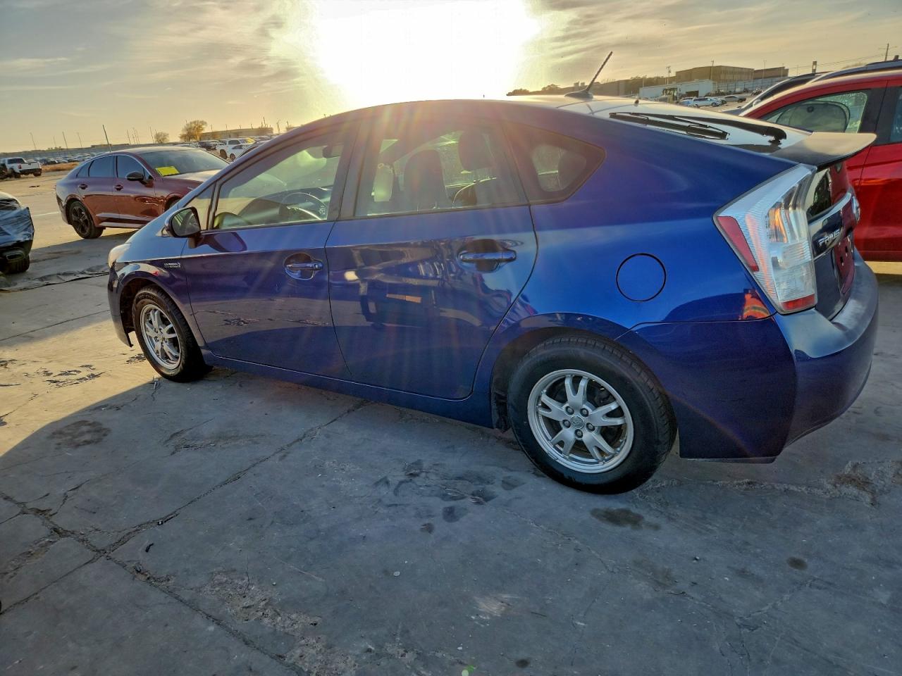 2011 TOYOTA PRIUS photo 4