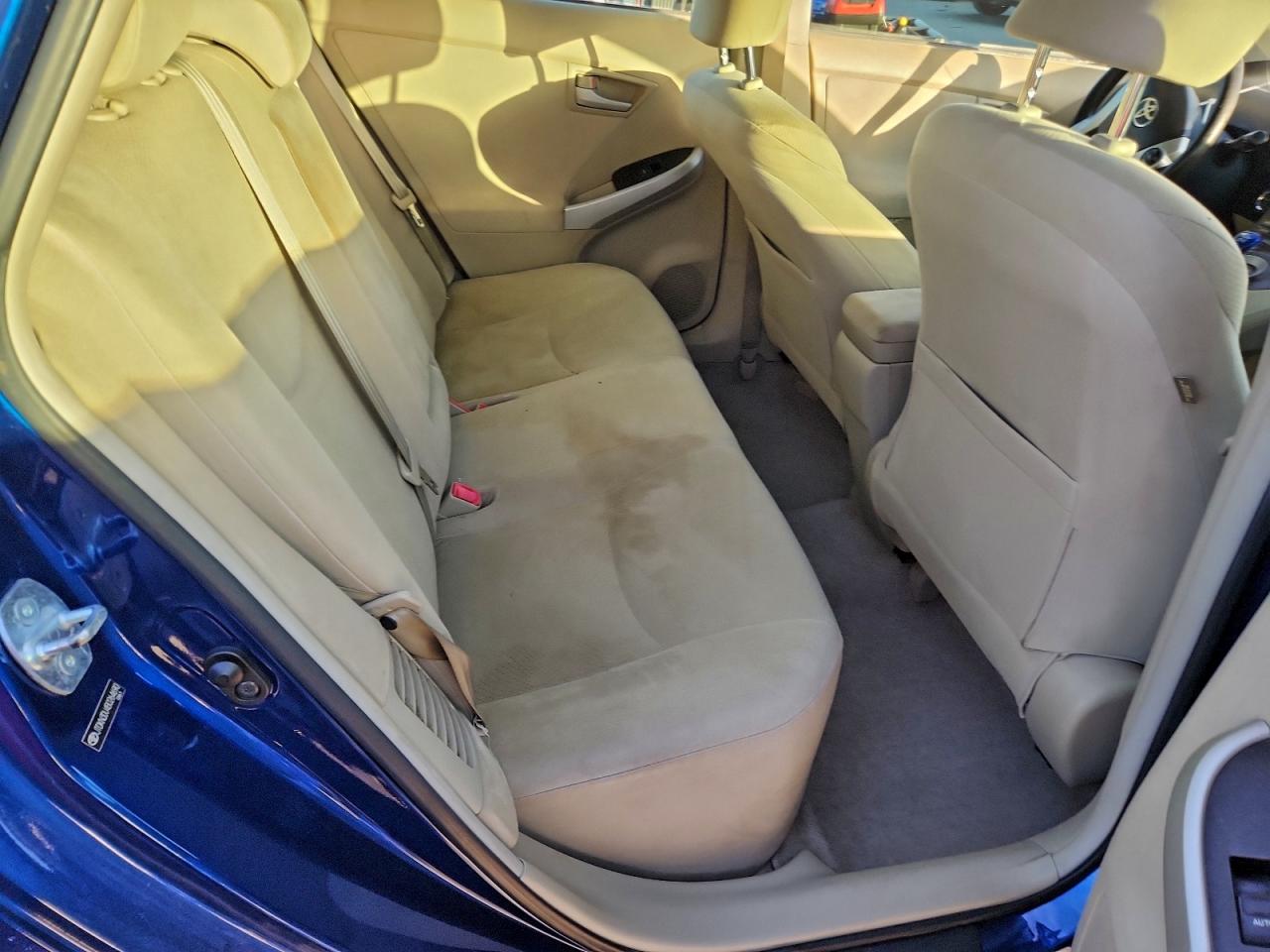 2011 TOYOTA PRIUS photo 28