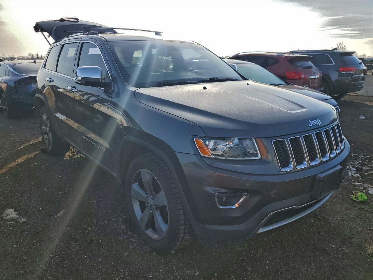 2014 JEEP GRAND CHEROKEE LIMITED photo 4