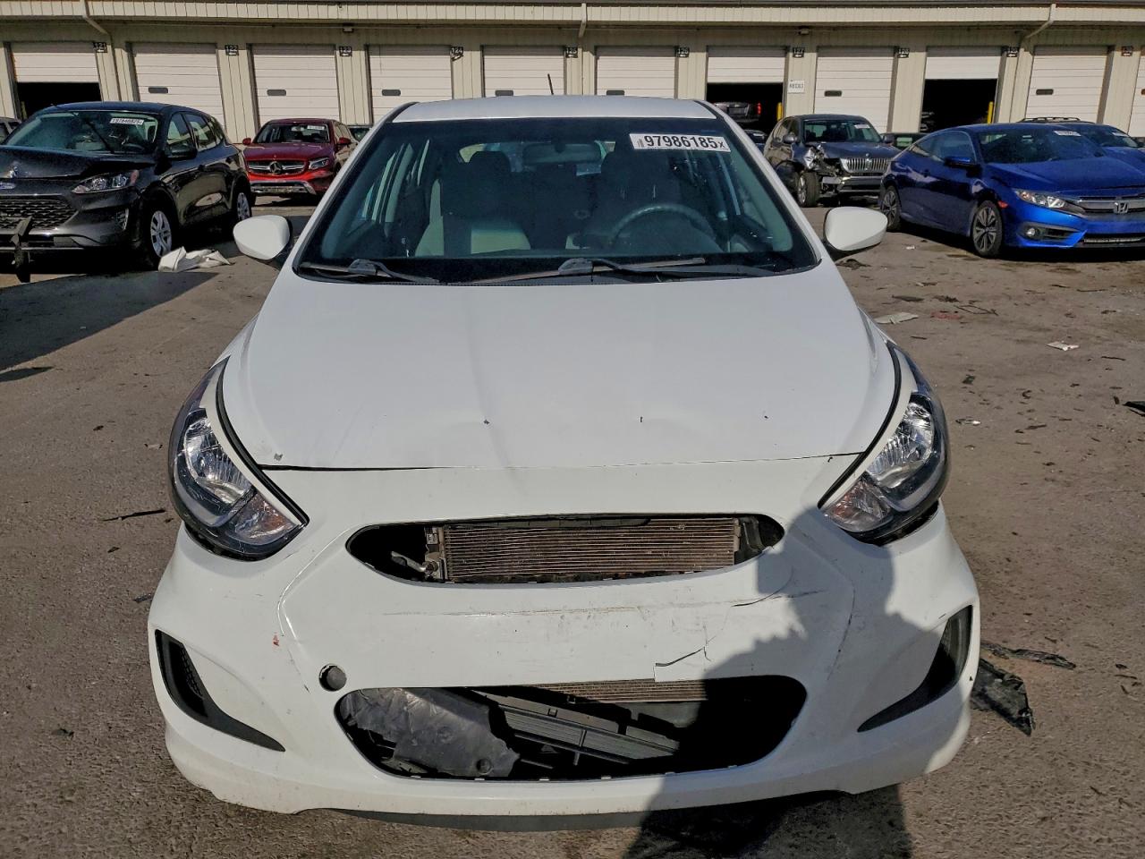 2017 HYUNDAI ACCENT SE photo 5