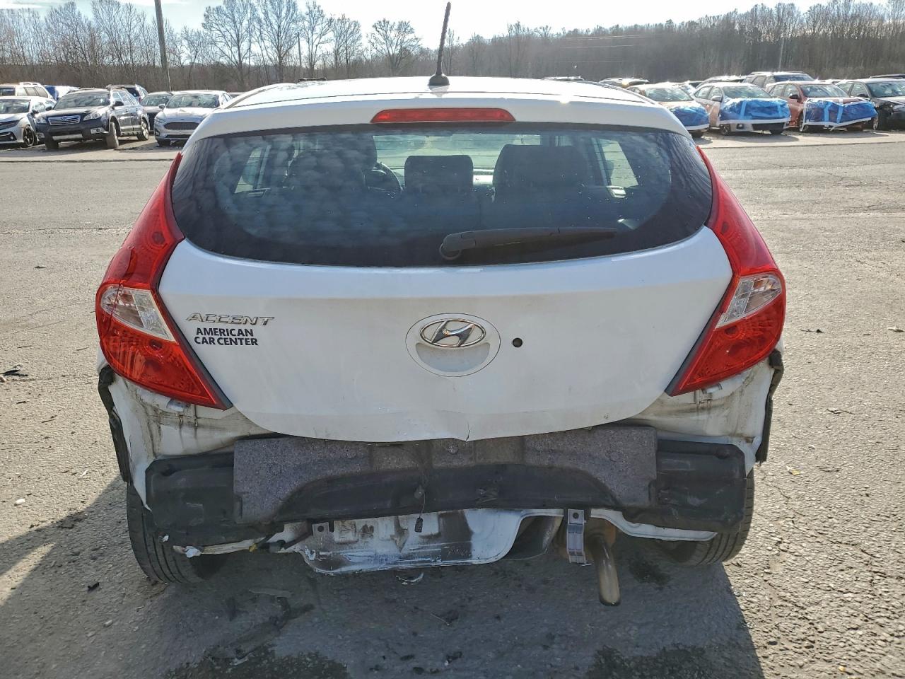 2017 HYUNDAI ACCENT SE photo 6