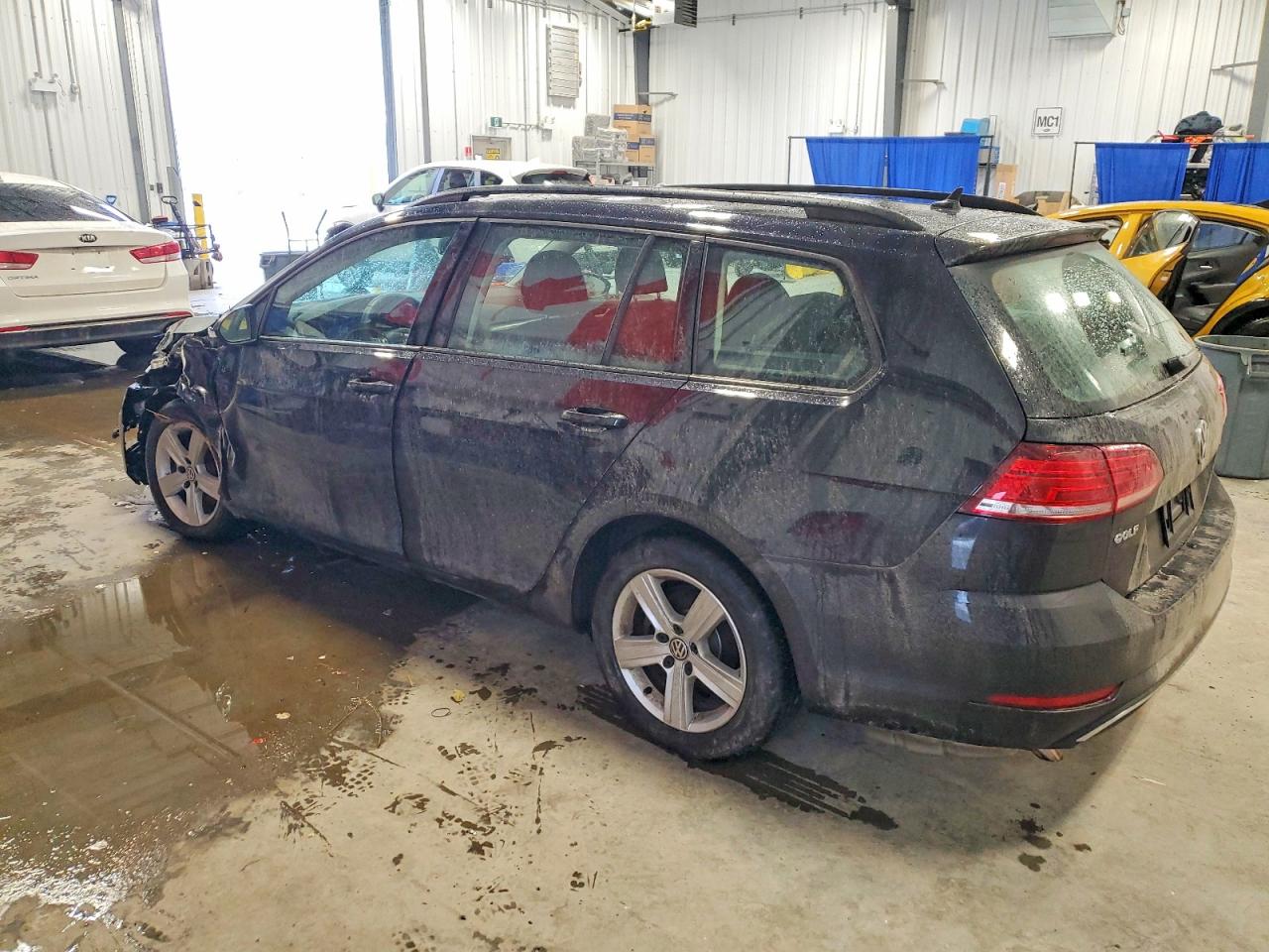 2019 VOLKSWAGEN GOLF SPORTWAGEN S photo 3
