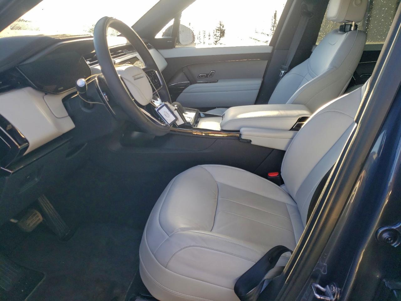 2025 LAND ROVER RANGE ROVER SPORT S photo 7