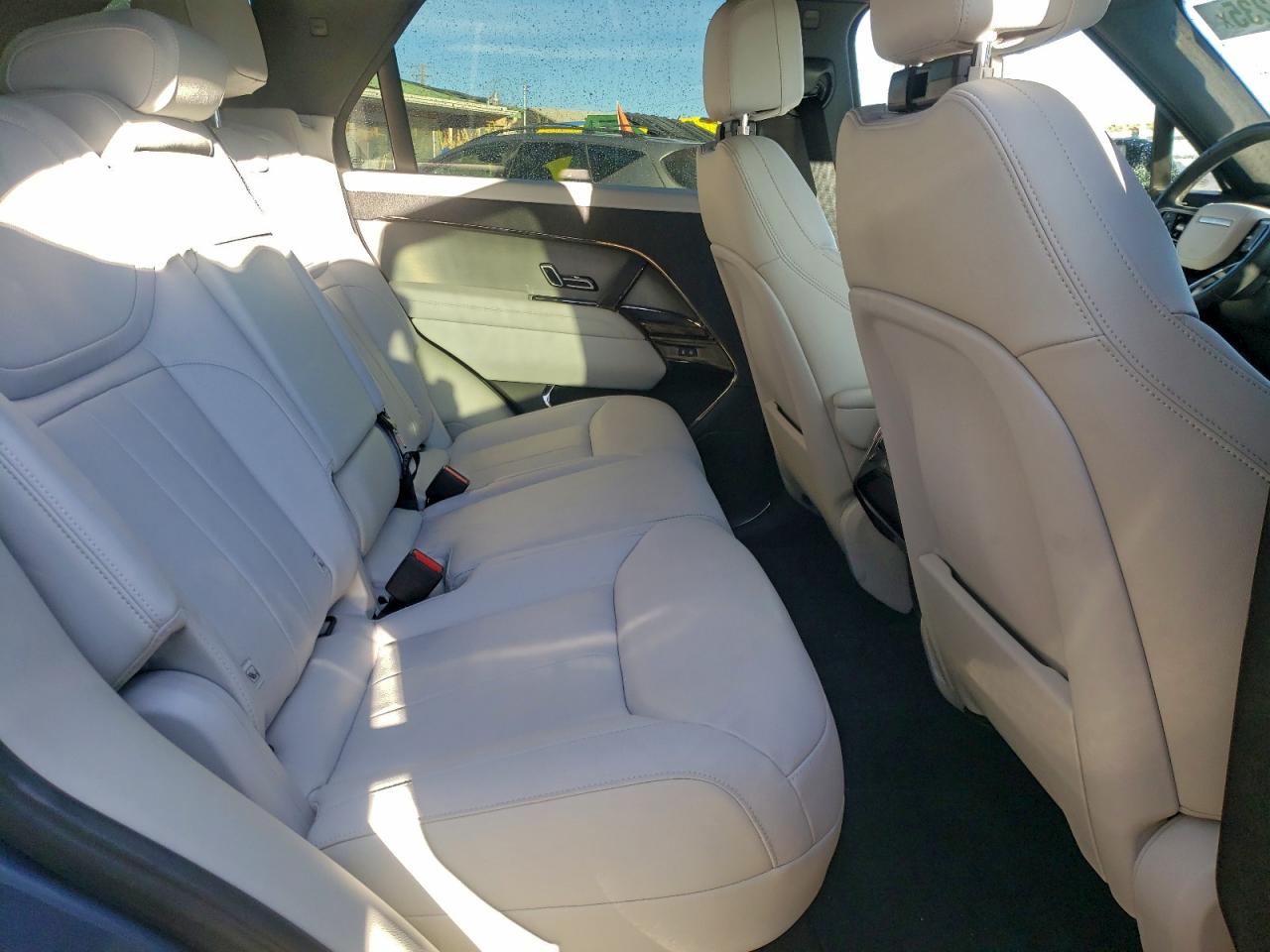 2025 LAND ROVER RANGE ROVER SPORT S photo 10