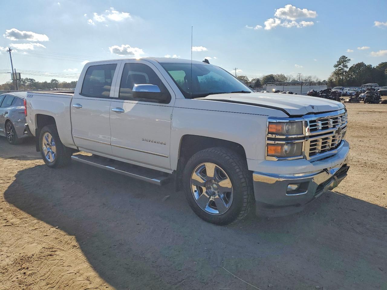 2014 CHEVROLET SILVERADO K1500 LTZ photo 4