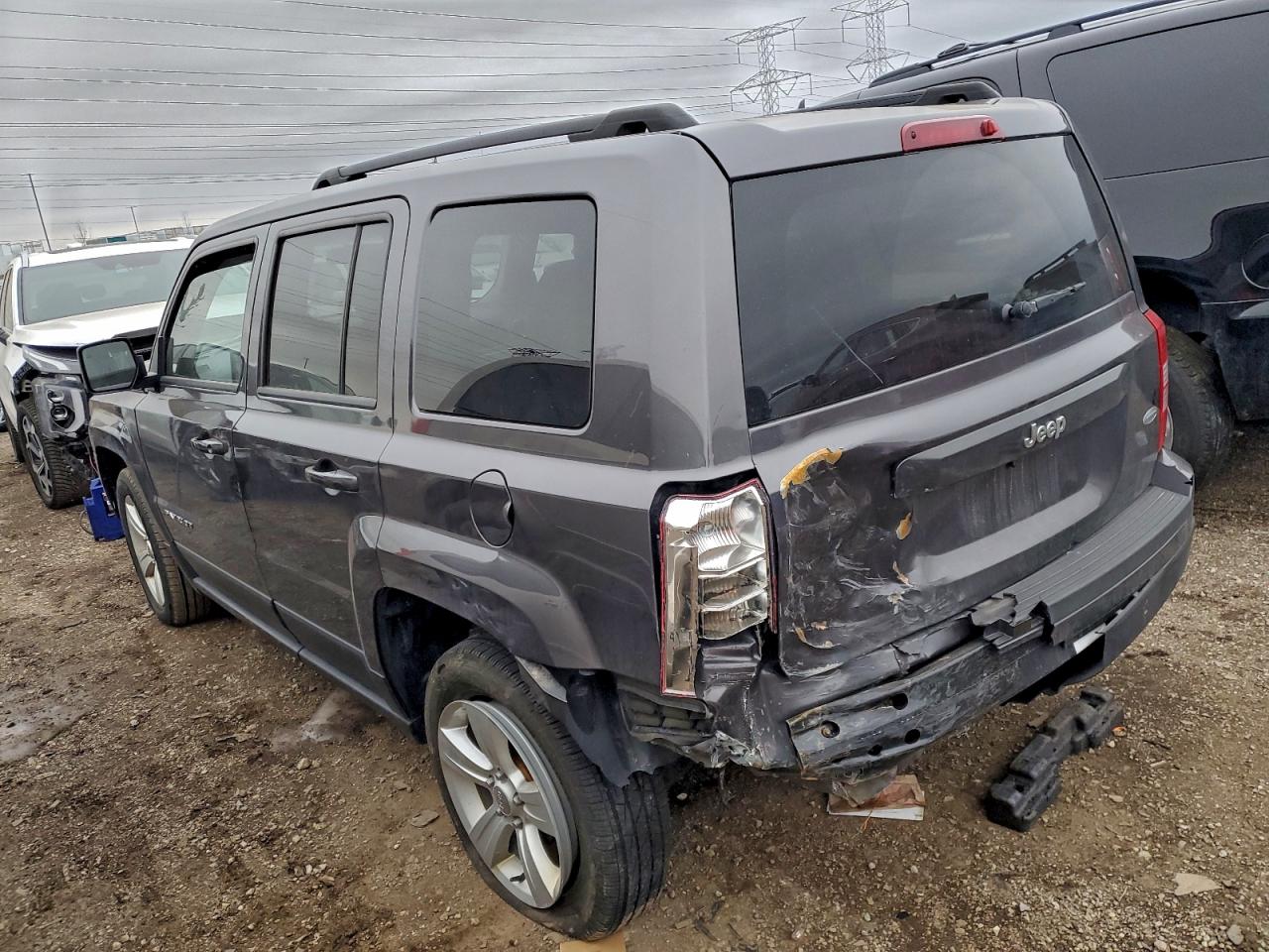 2015 JEEP PATRIOT LATITUDE photo 2