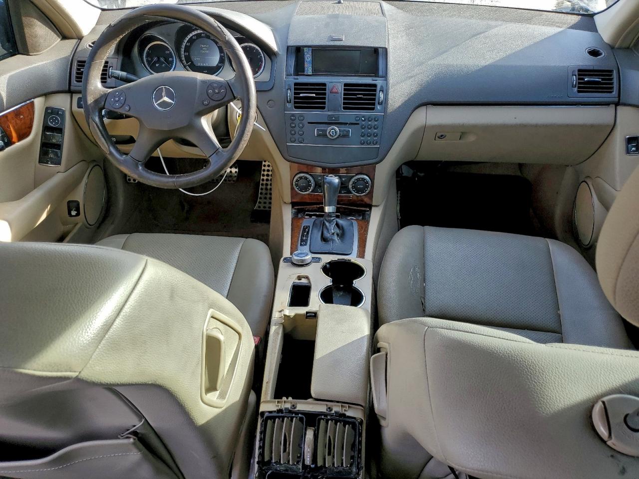 2011 MERCEDES-BENZ C 300 photo 8