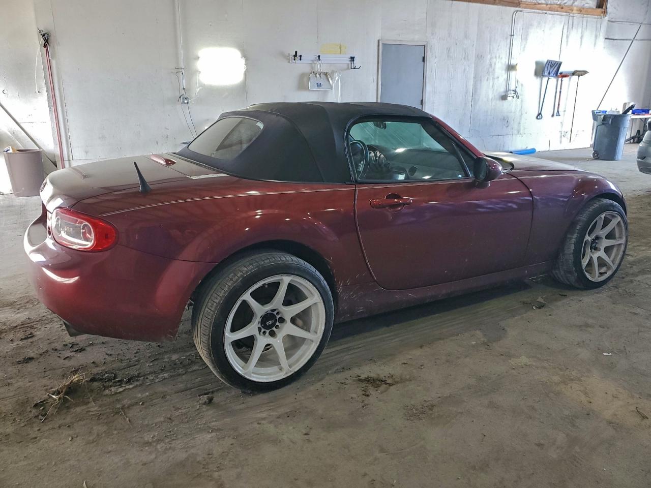 2011 MAZDA MX-5 MIATA photo 3