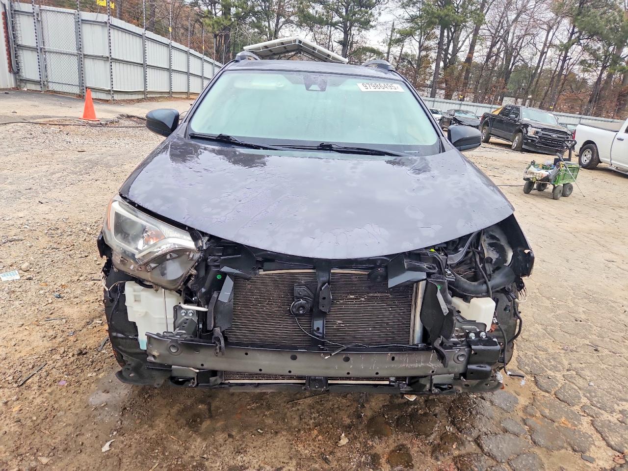 2018 TOYOTA RAV4 LE photo 5