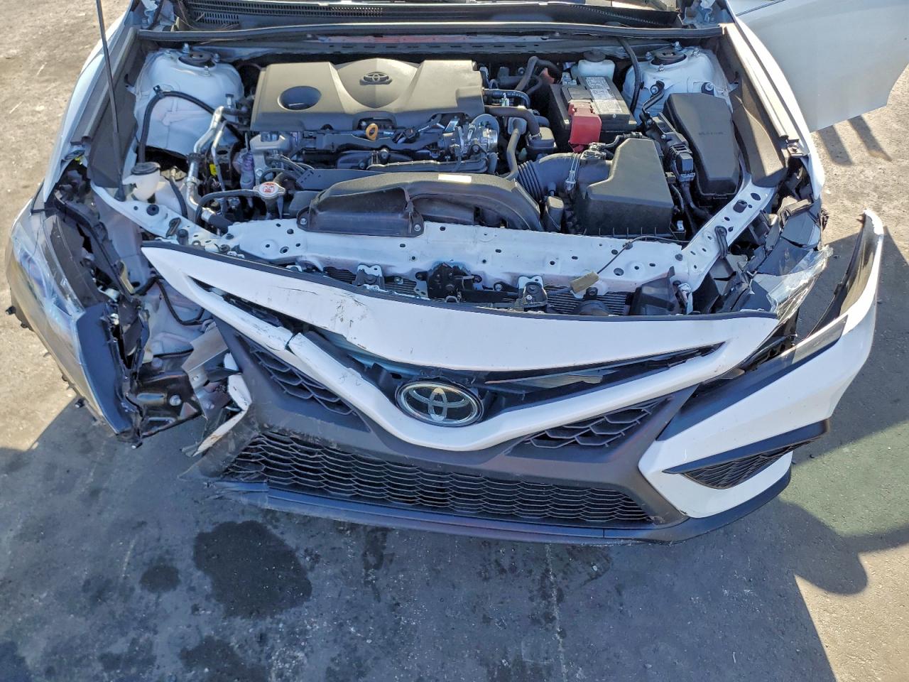 2024 TOYOTA CAMRY SE NIGHT SHADE photo 11