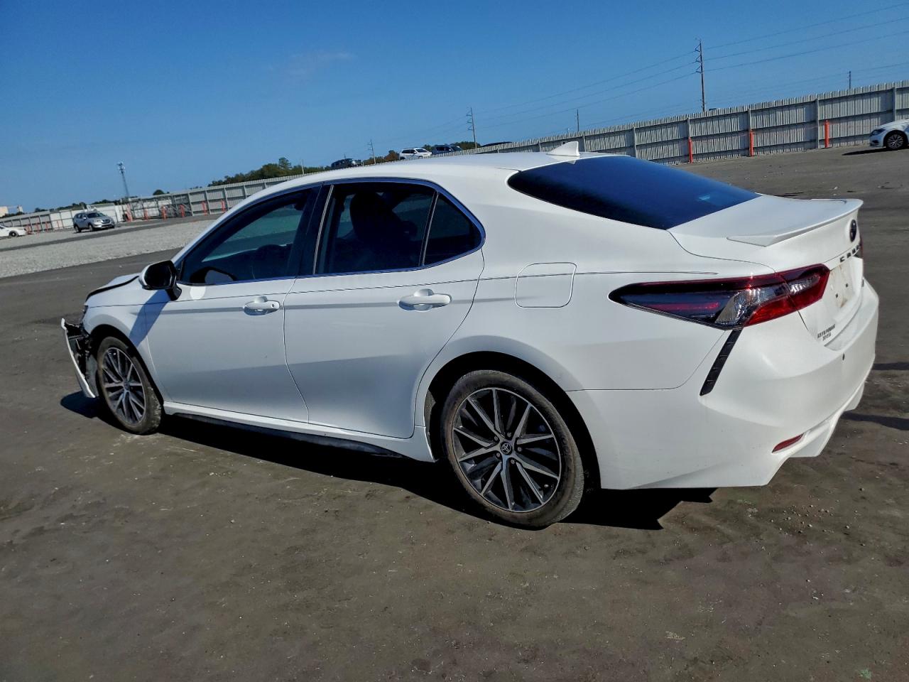 2024 TOYOTA CAMRY SE NIGHT SHADE photo 2
