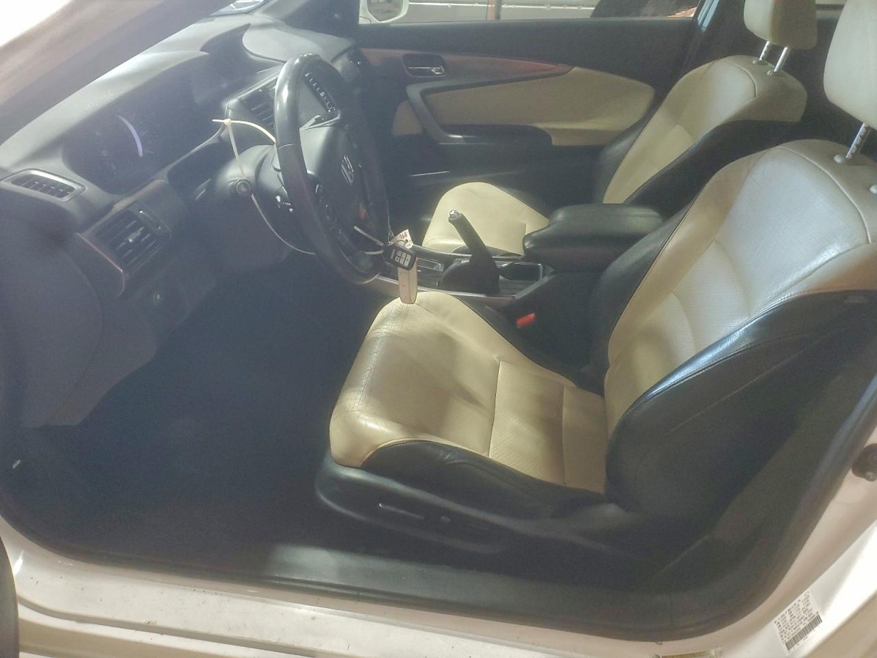 2016 HONDA ACCORD EXL photo 7