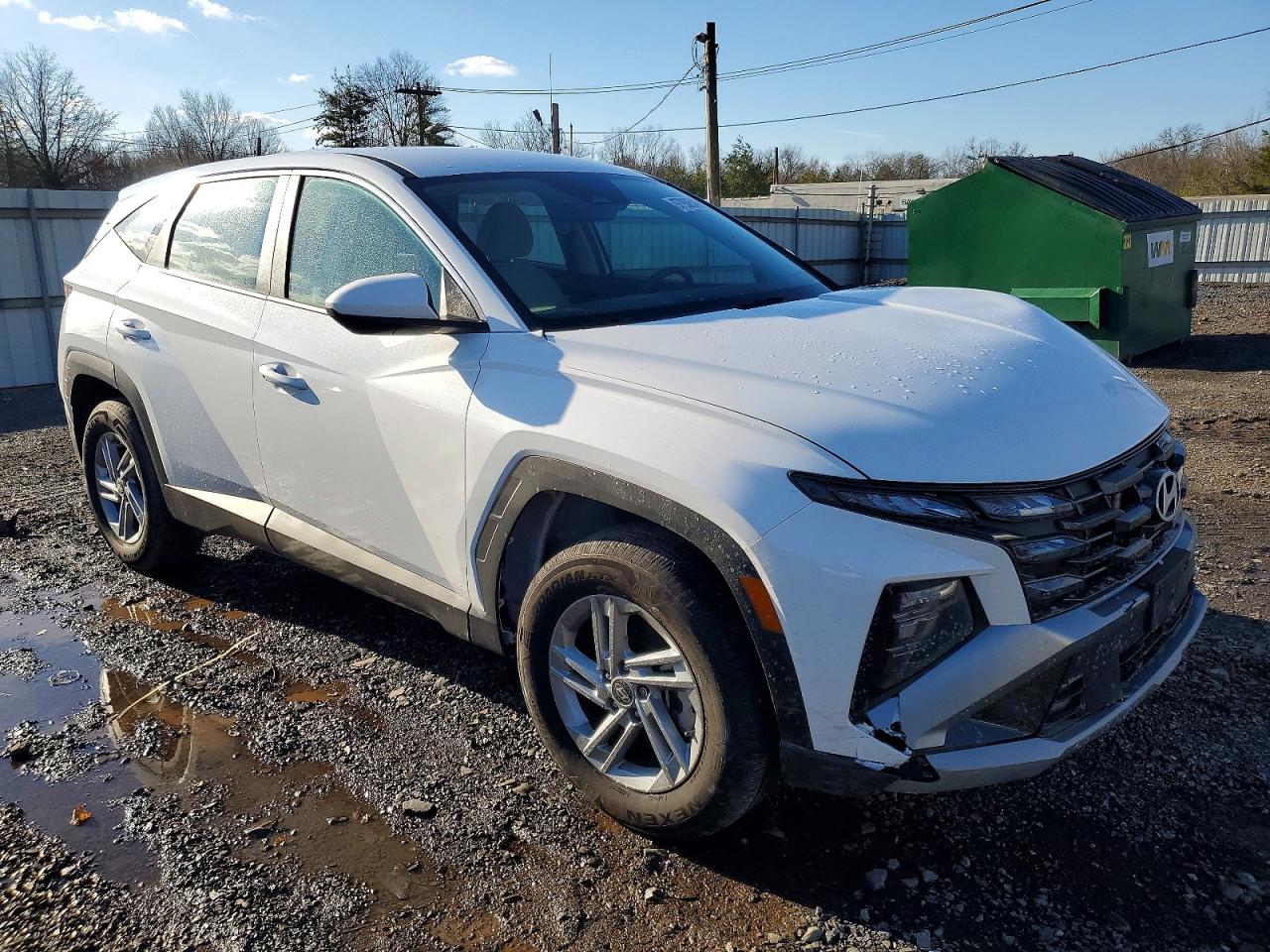 2025 HYUNDAI TUCSON SE photo 4