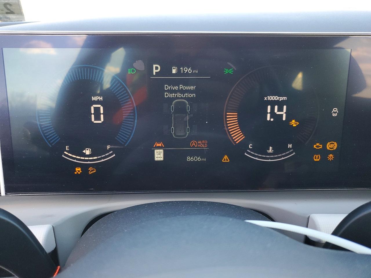 2025 HYUNDAI TUCSON SE photo 9