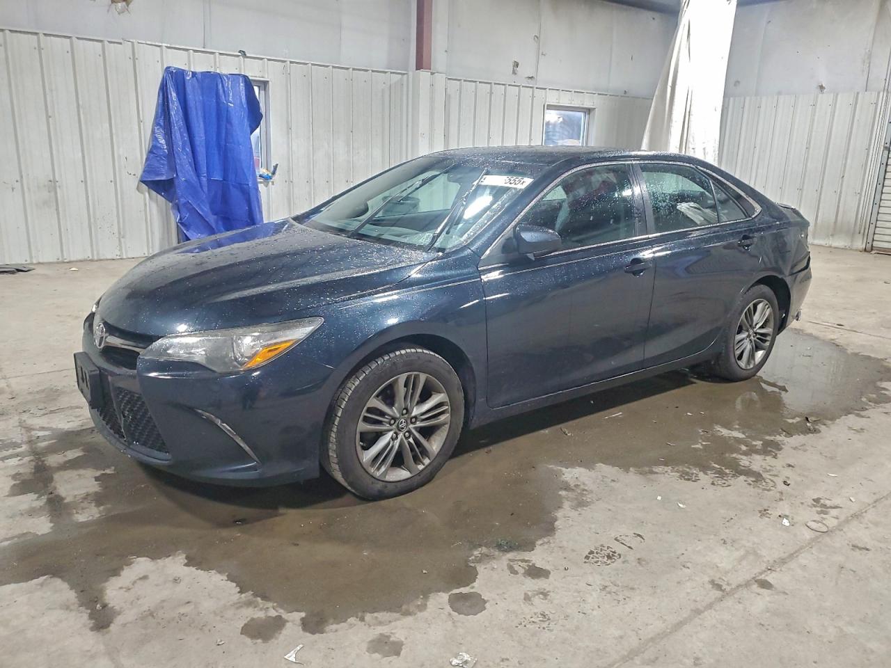 2016 TOYOTA CAMRY