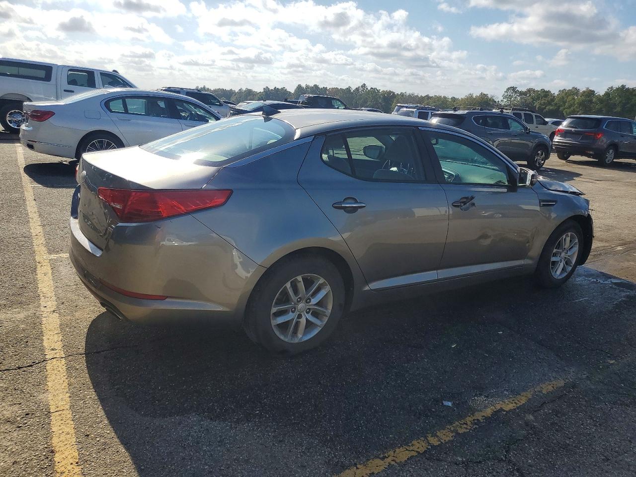 2013 KIA OPTIMA LX photo 3