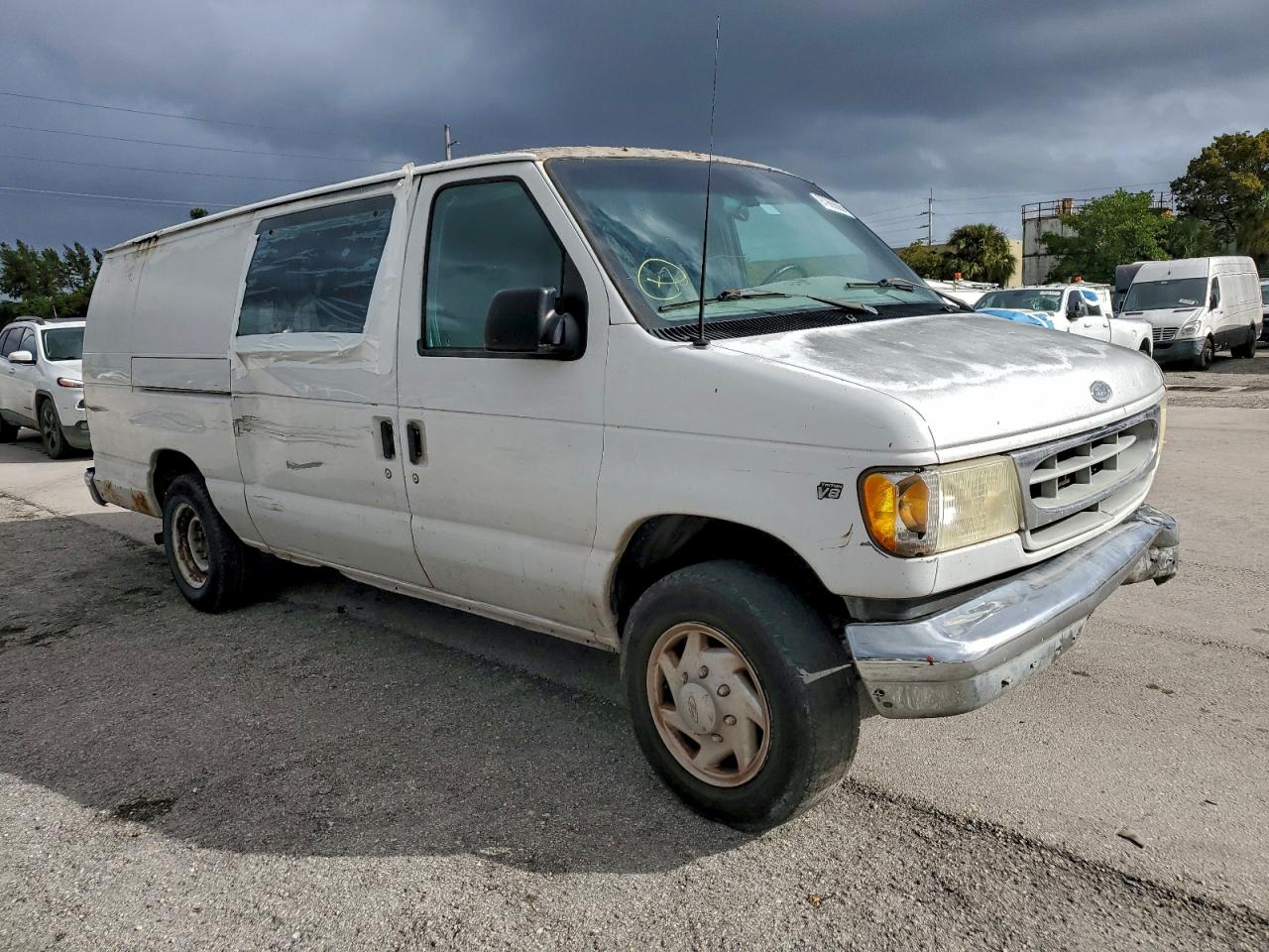 2002 FORD ECONOLINE E250 VAN photo 4