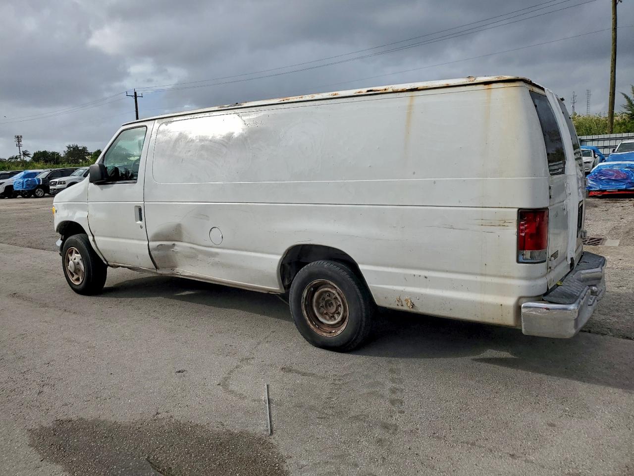 2002 FORD ECONOLINE E250 VAN photo 2