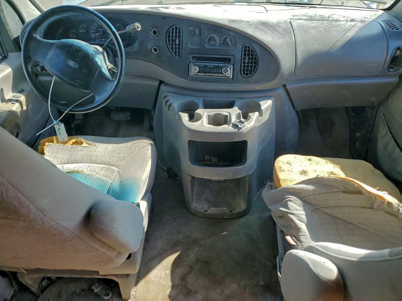 2002 FORD ECONOLINE E250 VAN photo 8