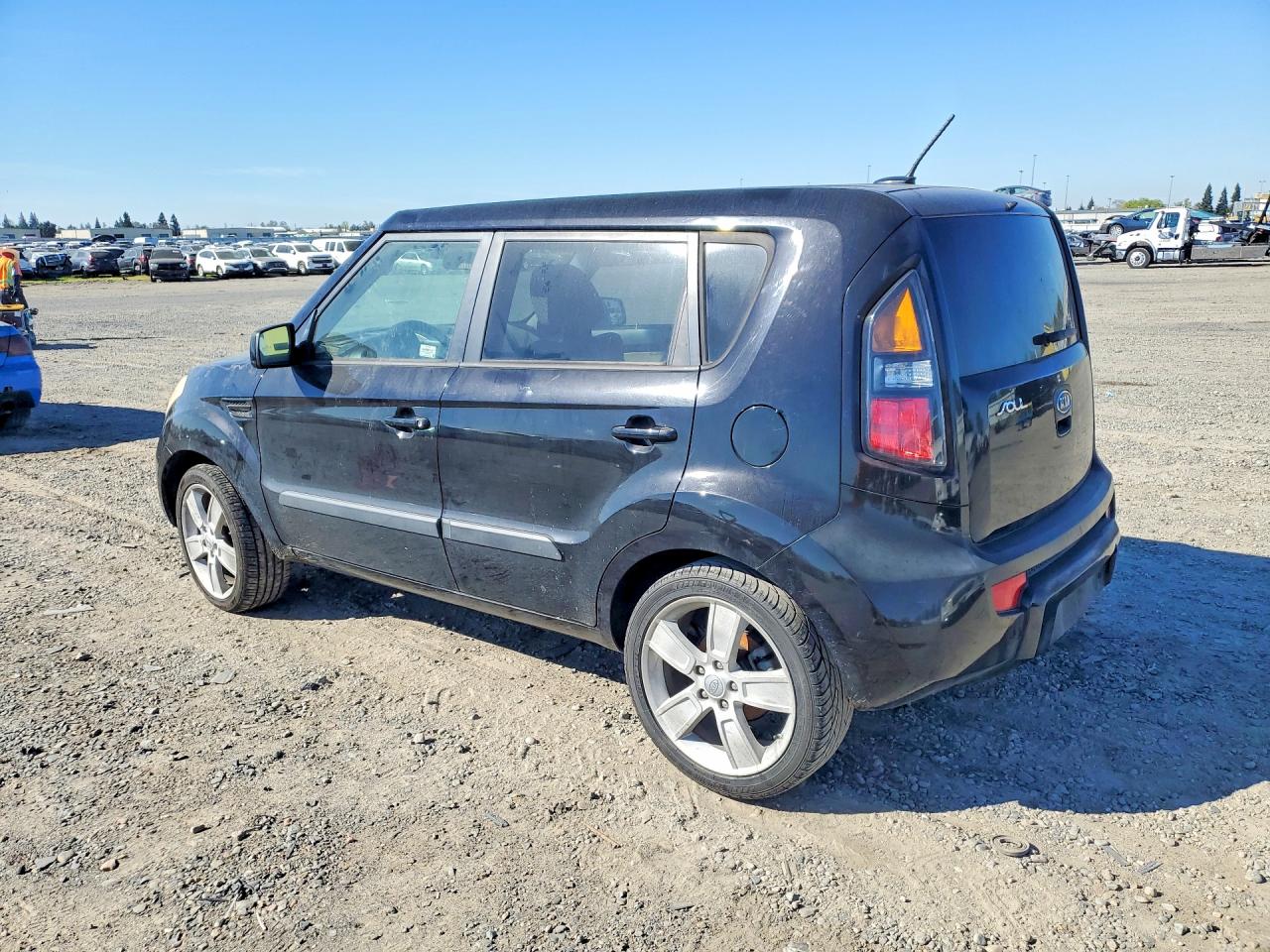 2011 KIA SOUL + photo 2