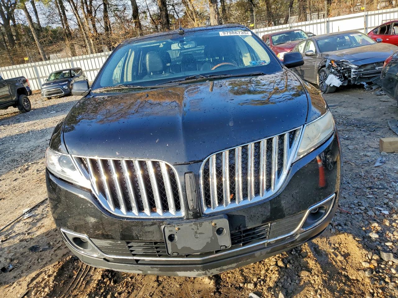 2011 LINCOLN MKX photo 9