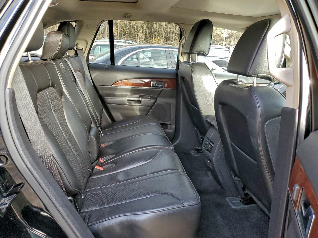 2011 LINCOLN MKX photo 21