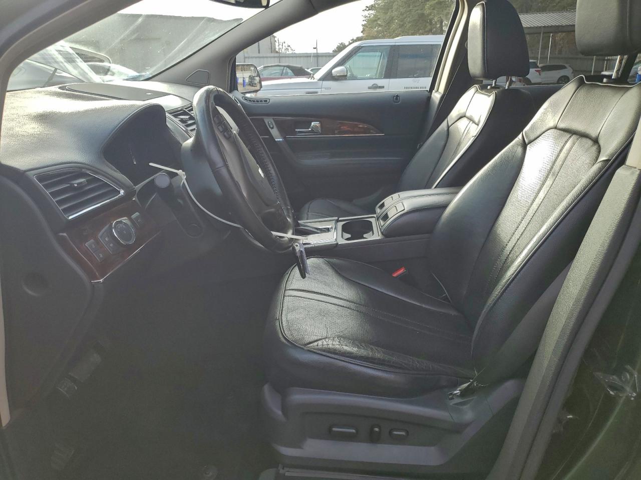 2011 LINCOLN MKX photo 13