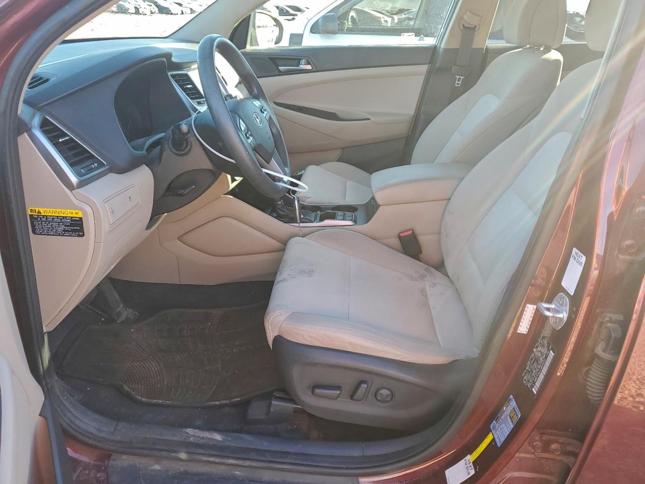 2018 HYUNDAI TUCSON SEL photo 13