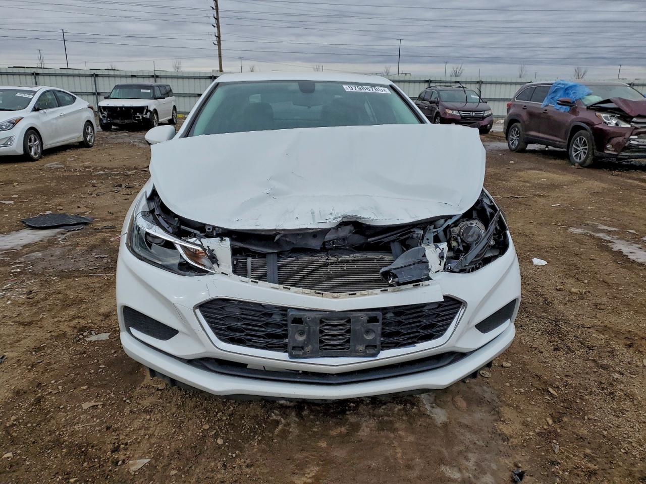 2017 CHEVROLET CRUZE LT photo 9