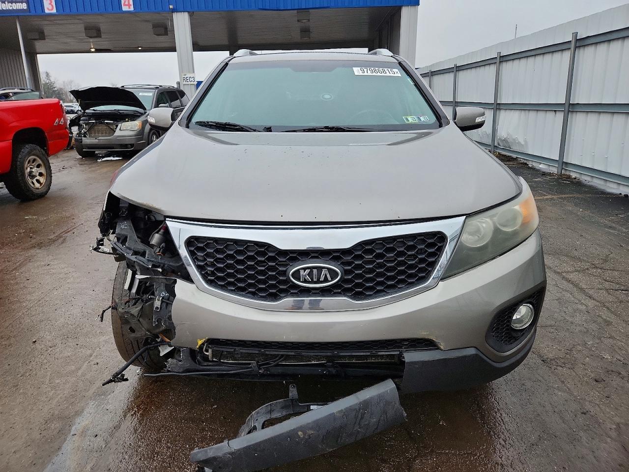 2011 KIA SORENTO EX photo 5