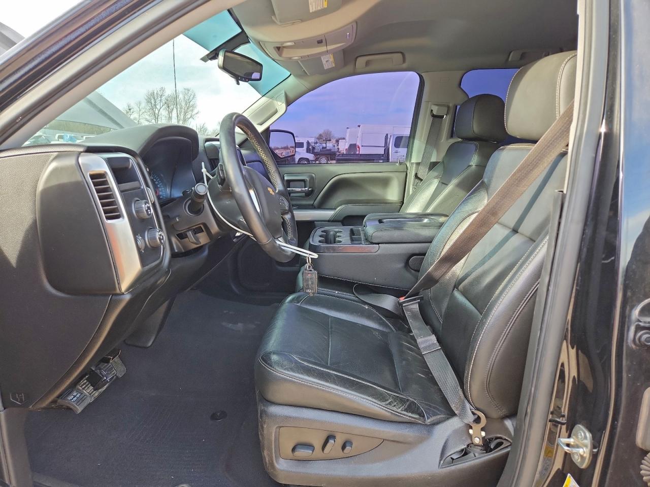 2018 CHEVROLET SILVERADO K1500 LT photo 7