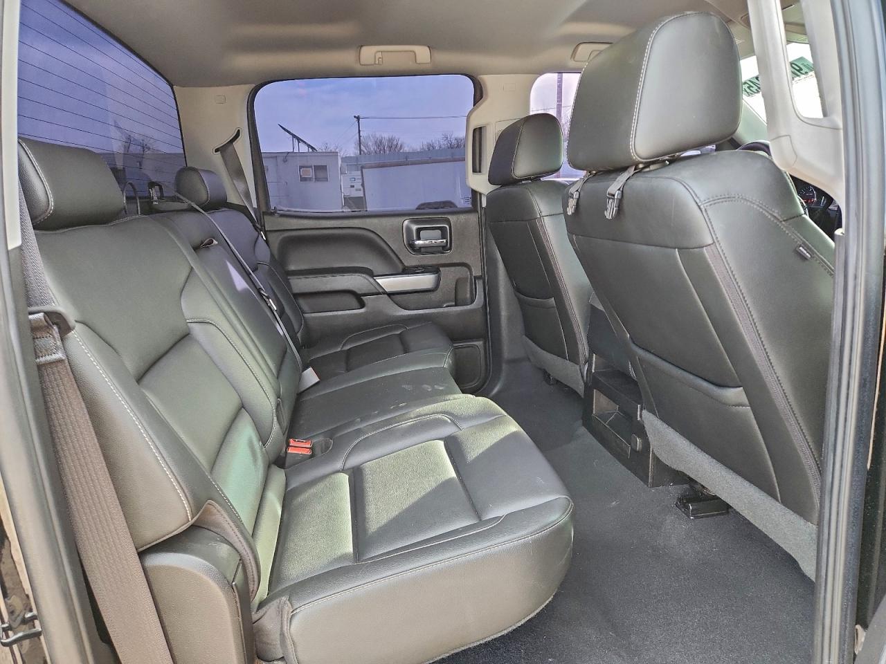 2018 CHEVROLET SILVERADO K1500 LT photo 10
