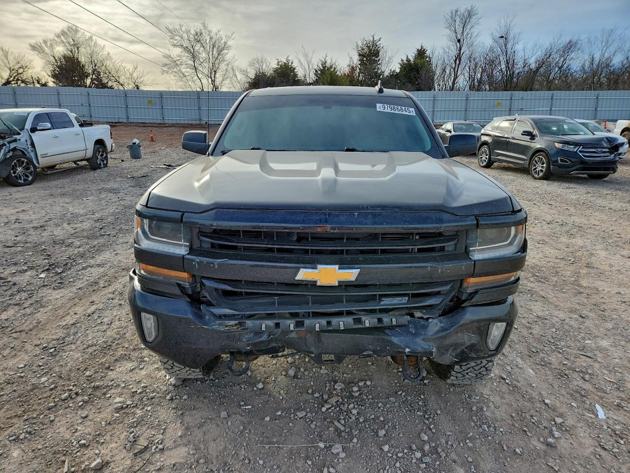 2018 CHEVROLET SILVERADO K1500 LT photo 5
