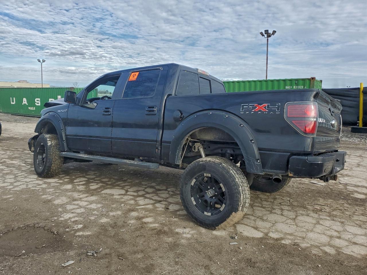 2011 FORD F150 SUPERCREW photo 2