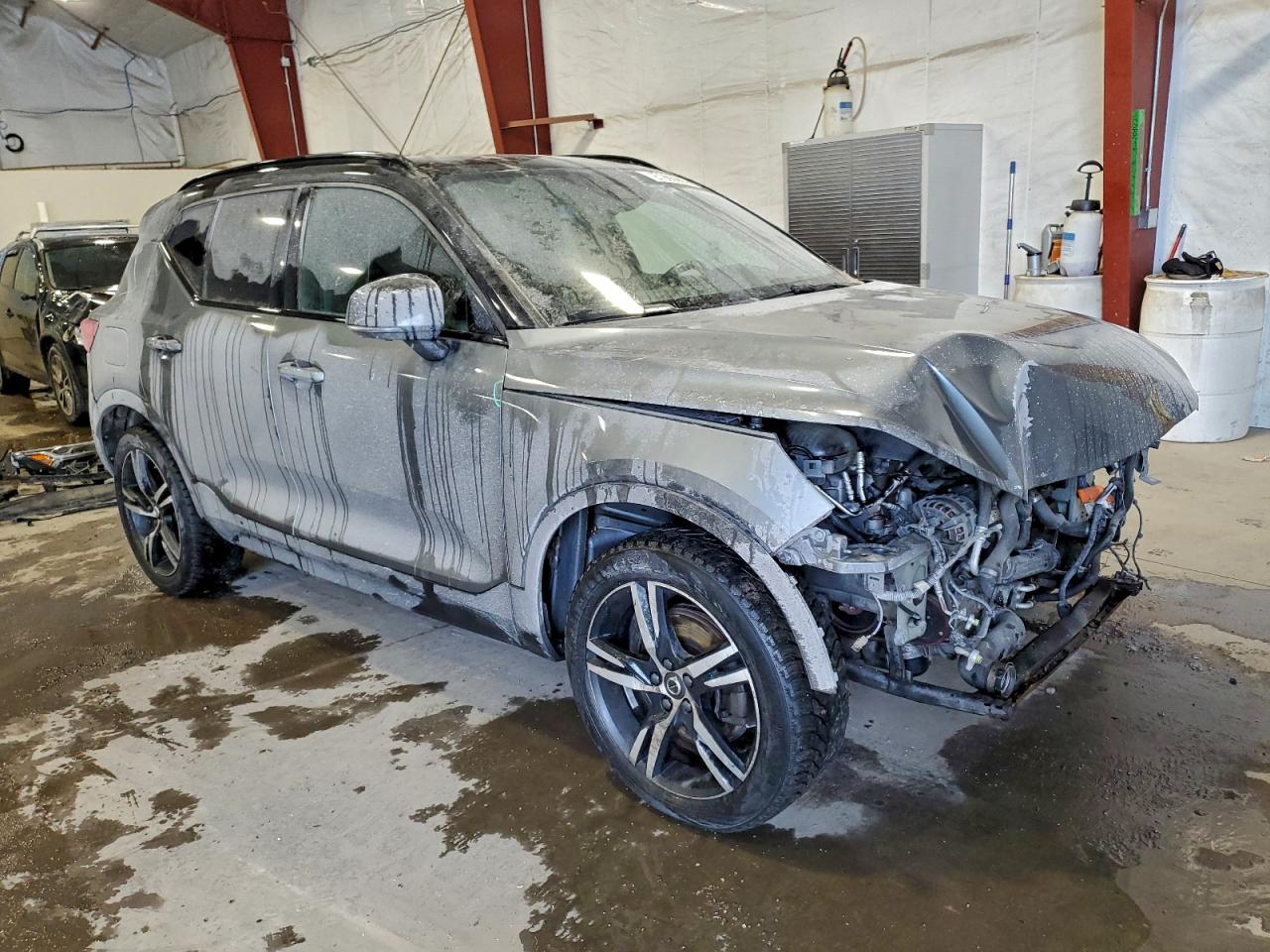 2019 VOLVO XC40 T5 R-DESIGN photo 4