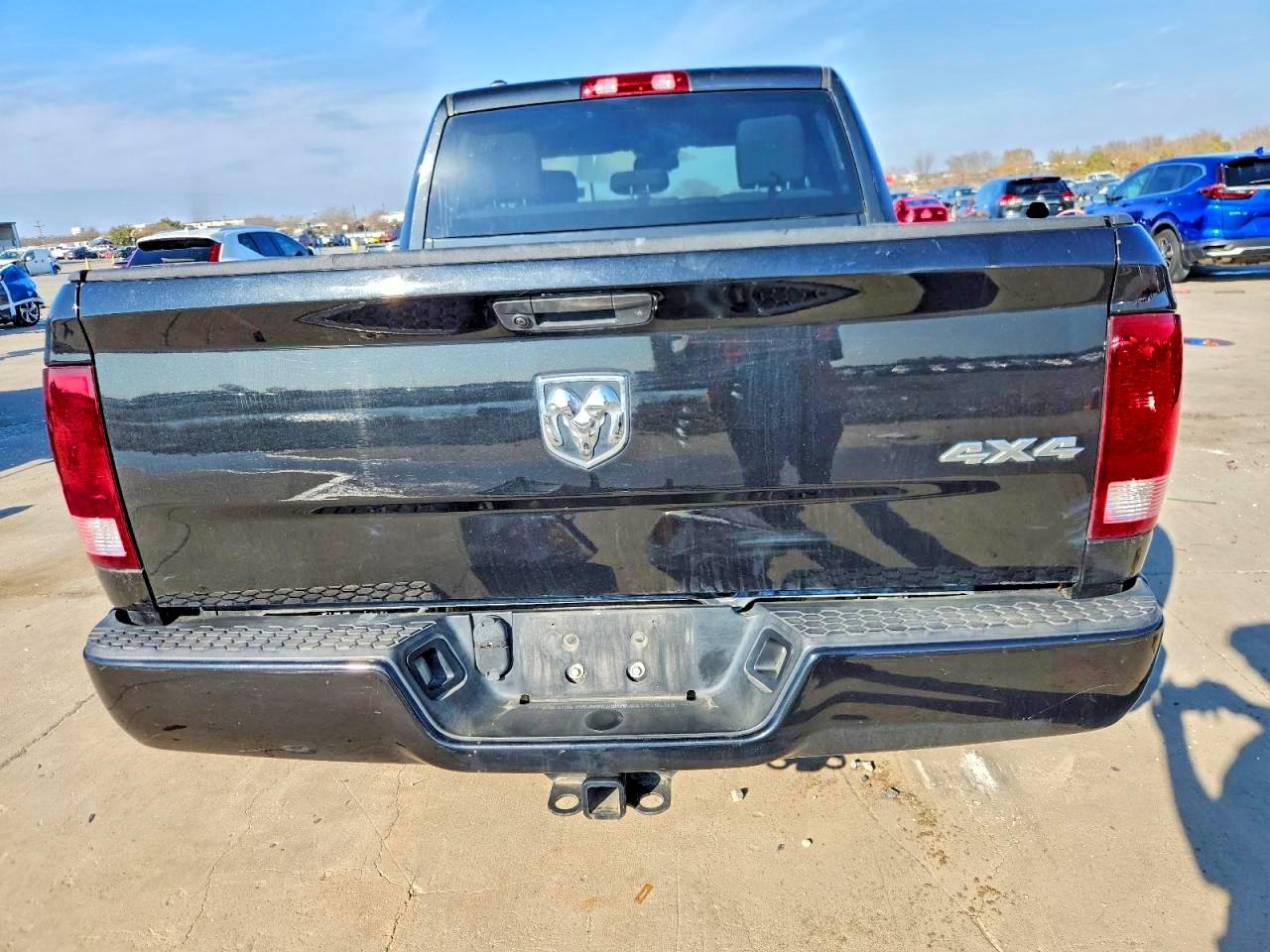 2019 RAM 1500 CLASSIC TRADESMAN photo 6