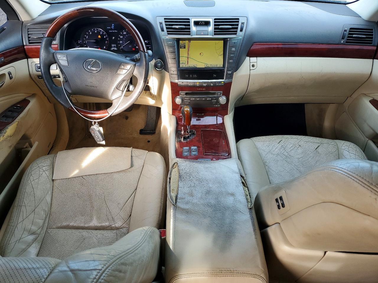 2010 LEXUS LS 460 photo 8