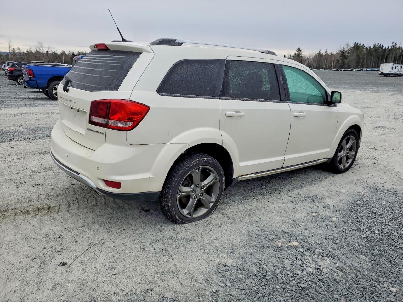 2017 DODGE JOURNEY CROSSROAD photo 3