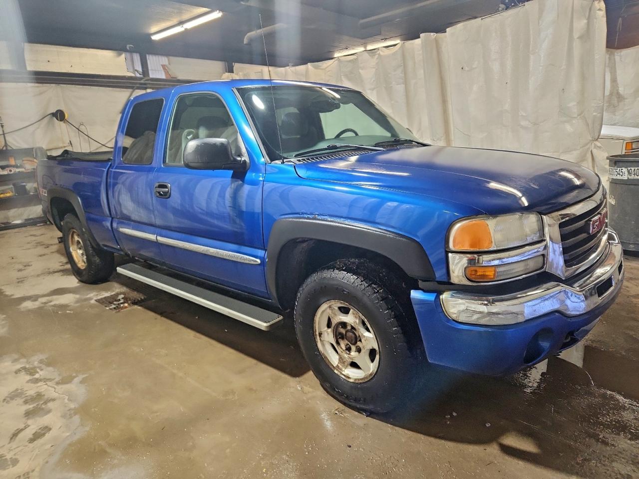 2004 GMC NEW SIERRA K1500 photo 4