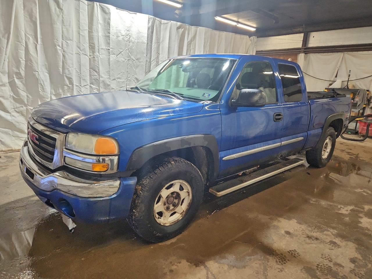 2004 GMC NEW SIERRA