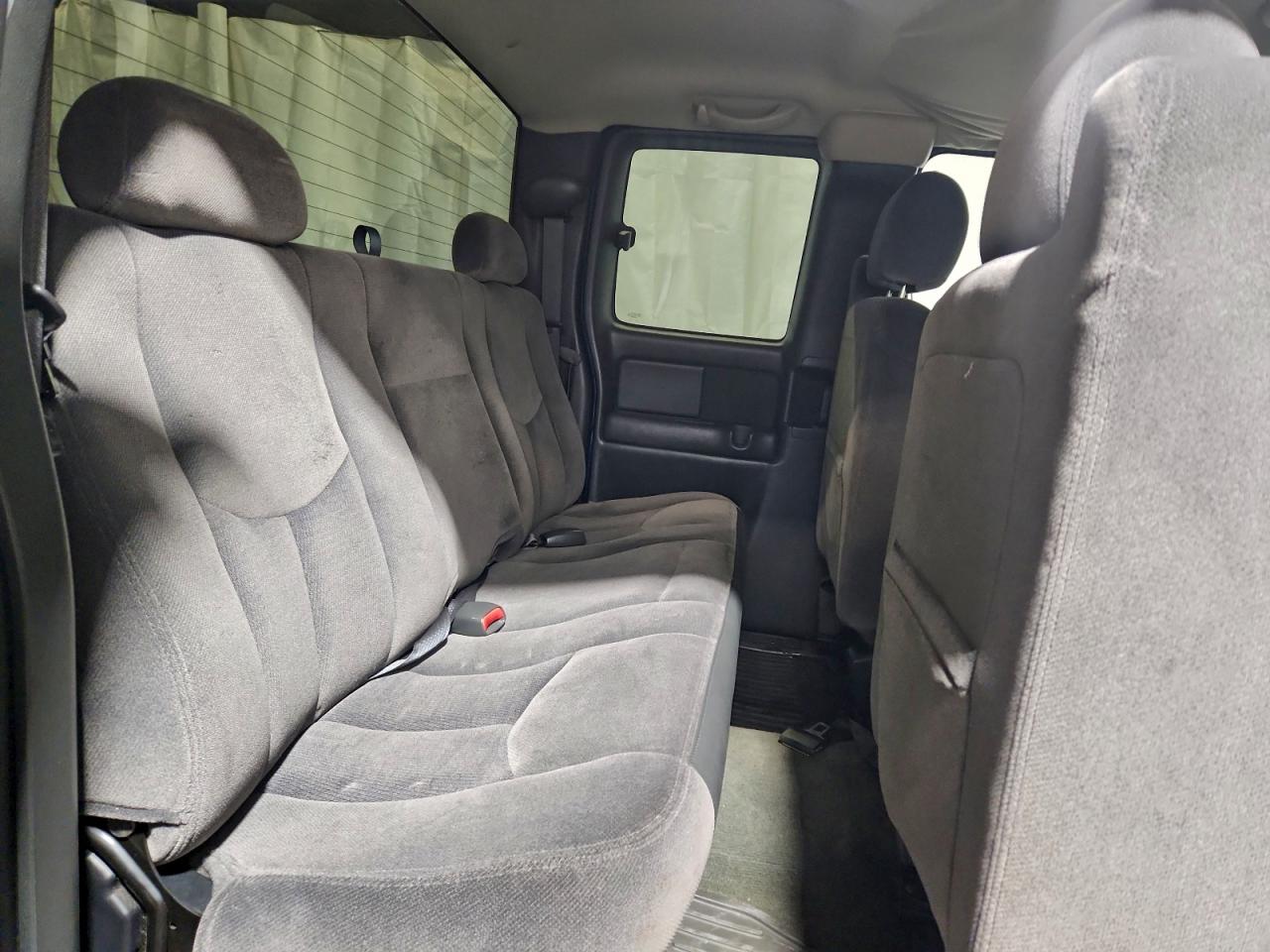 2004 GMC NEW SIERRA K1500 photo 10