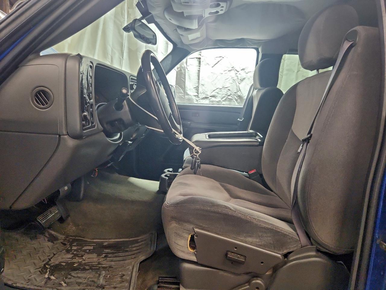 2004 GMC NEW SIERRA K1500 photo 7