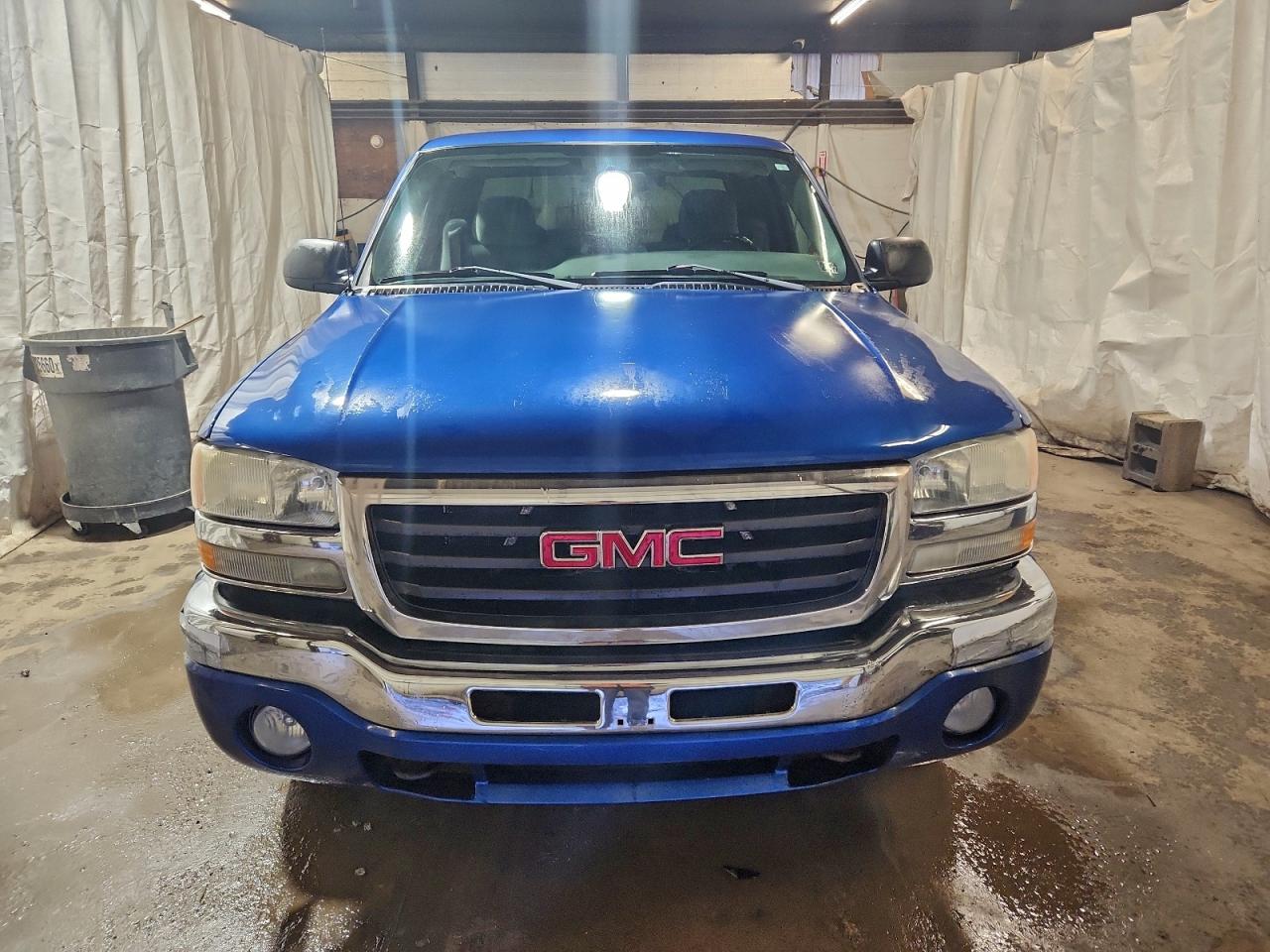 2004 GMC NEW SIERRA K1500 photo 5