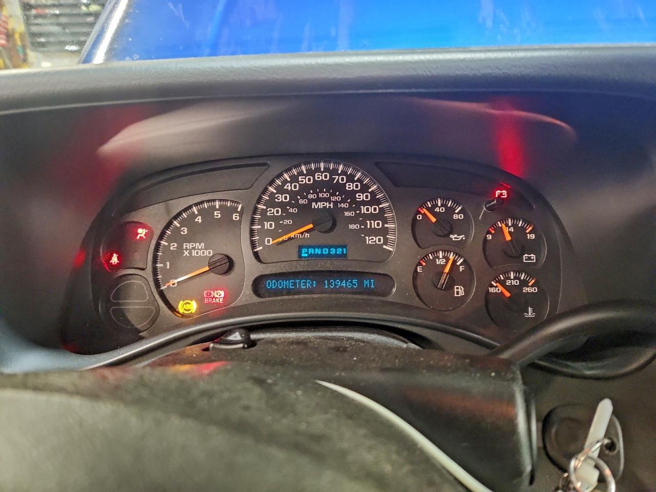 2004 GMC NEW SIERRA K1500 photo 9