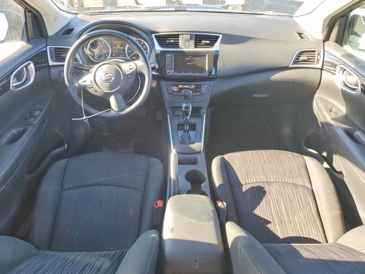 2019 NISSAN SENTRA S photo 8
